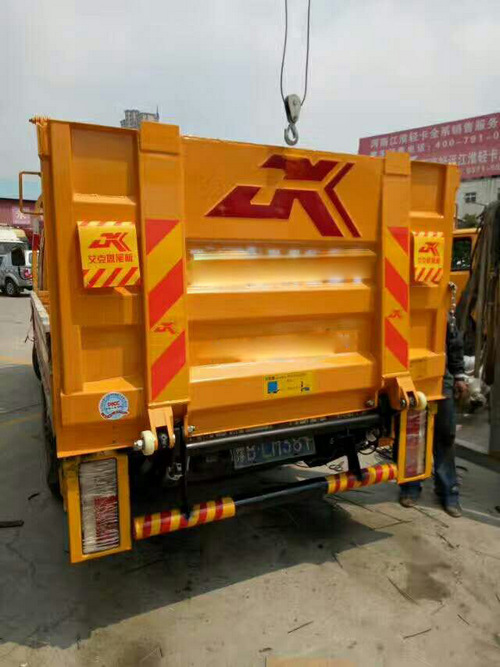 河南汽車尾板價格 河南汽車尾板價格